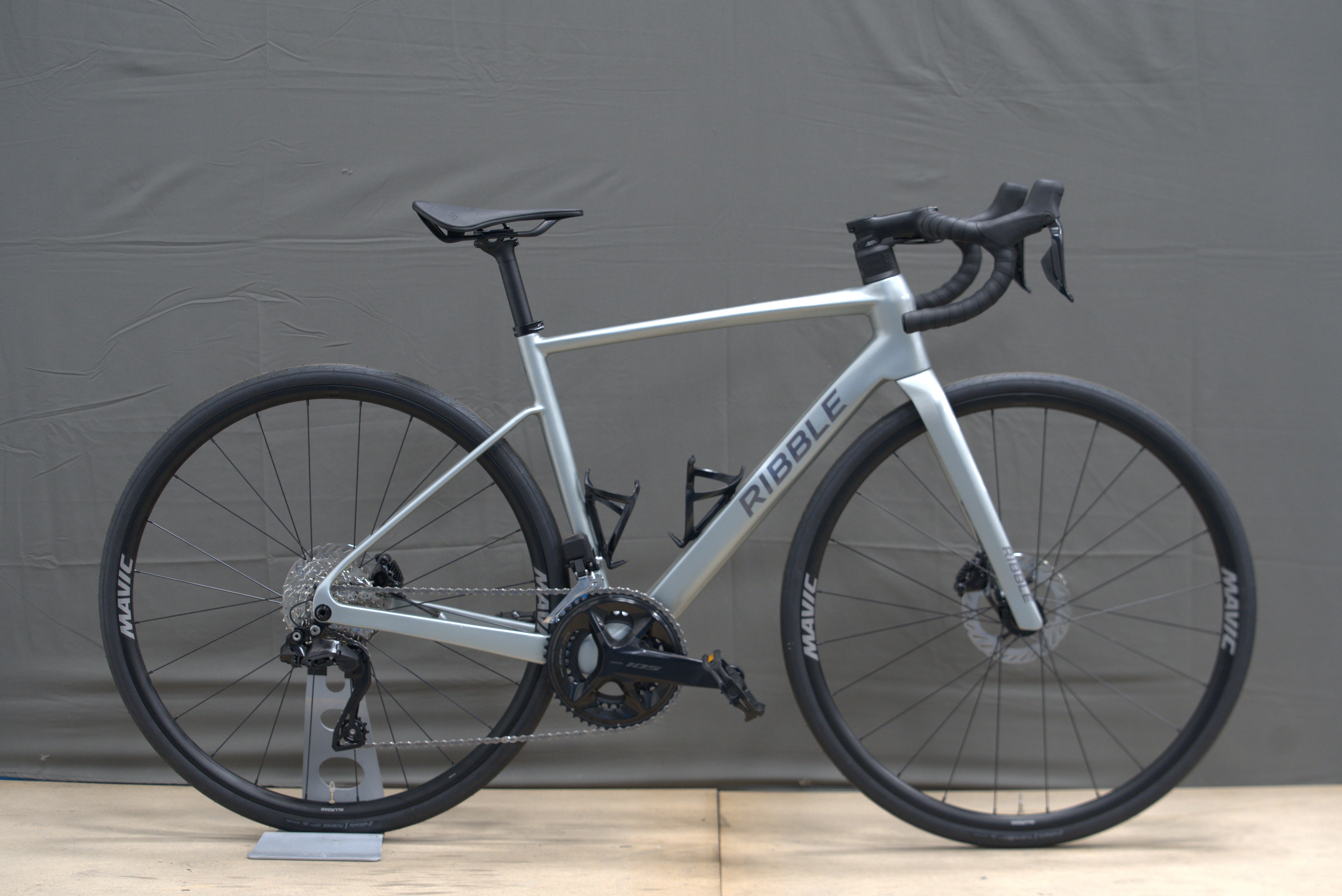 Image of Ribble Allroad Carbon - Shimano 105 Di2 - Small