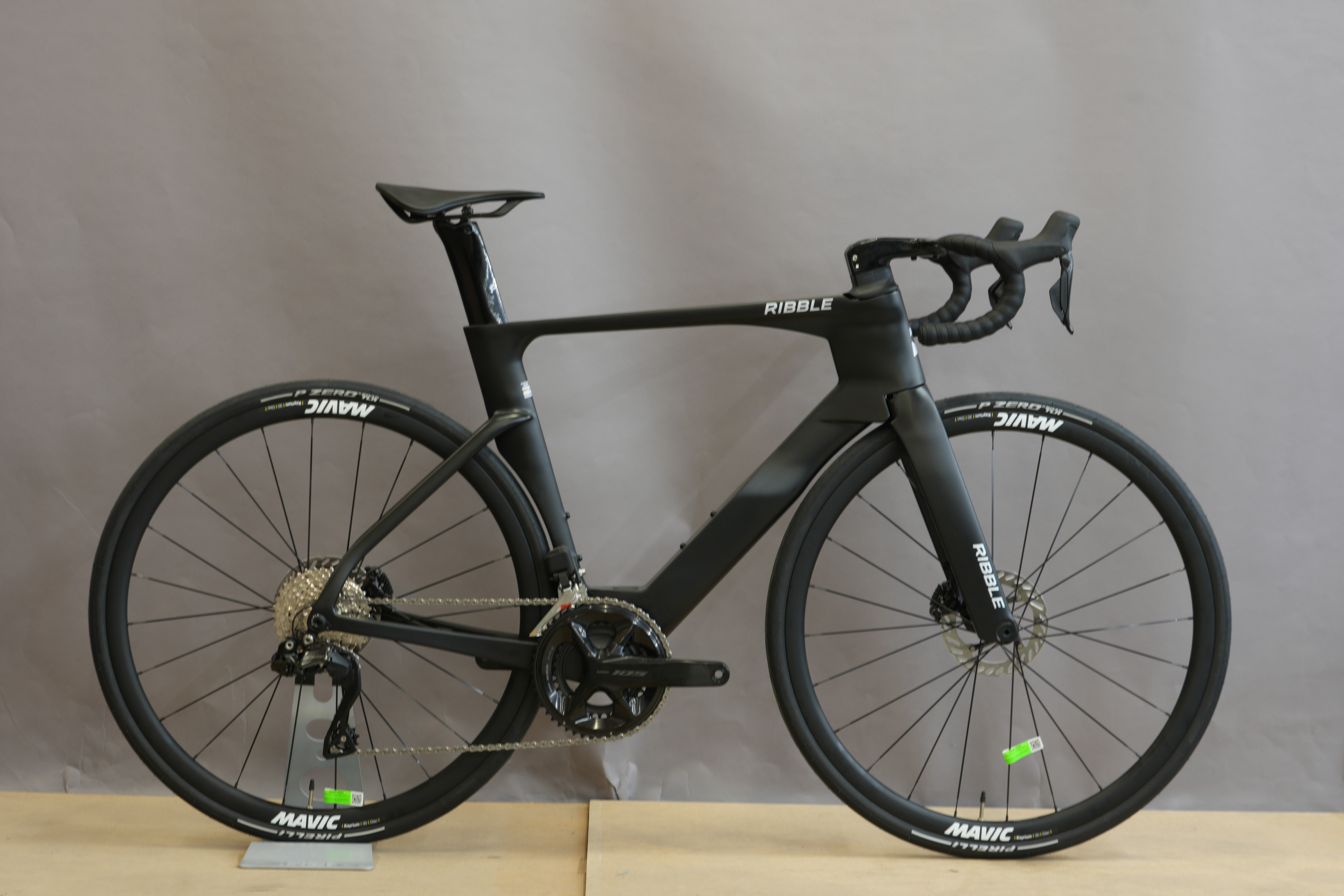 Ribble Ultra-Aero Sl - Custom Colour - Shimano - Carbon - £3299.00 - Ref 4245