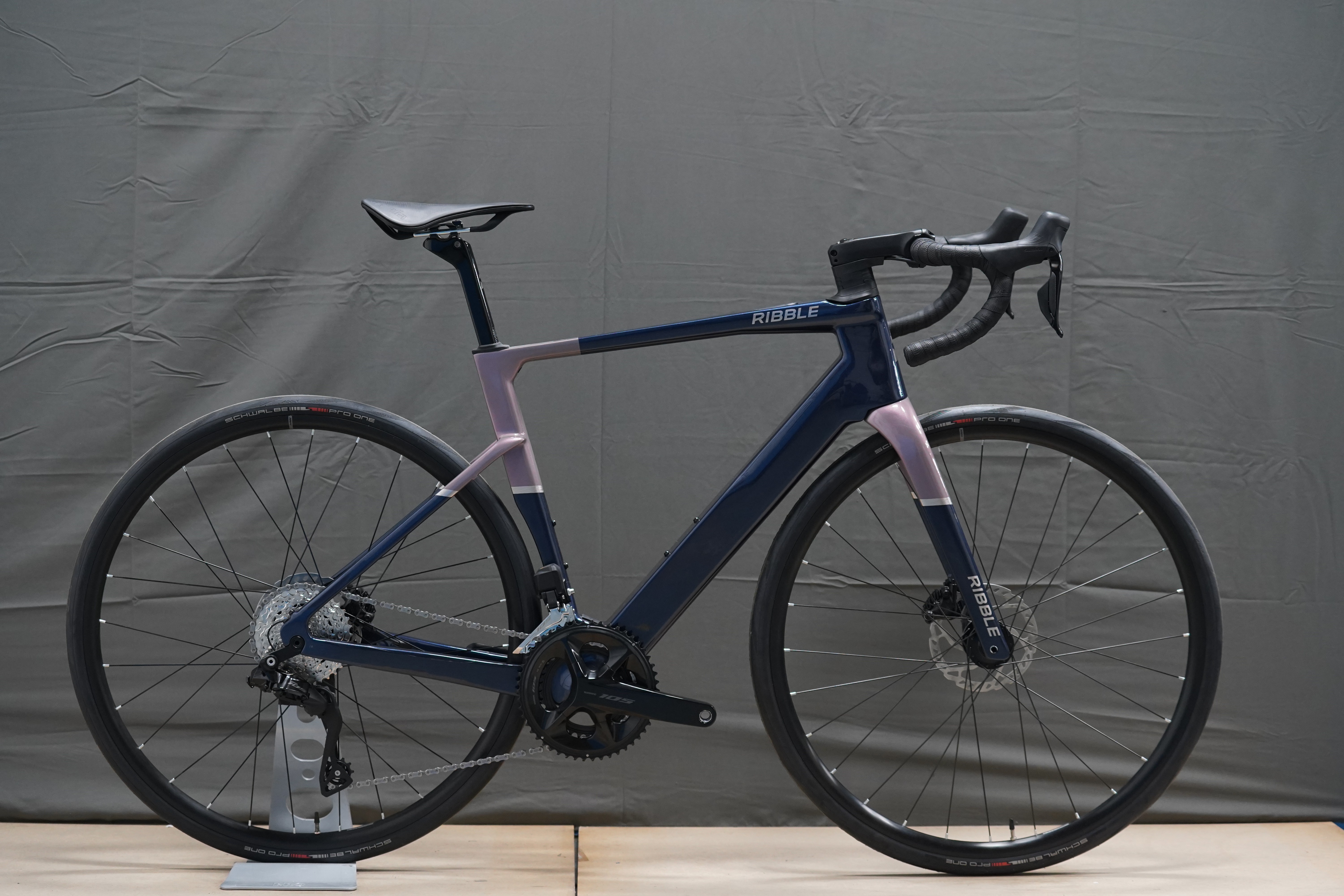 Ribble Cycles Ribble Allroad SL R e - Shimano 105 Di2 - Medium