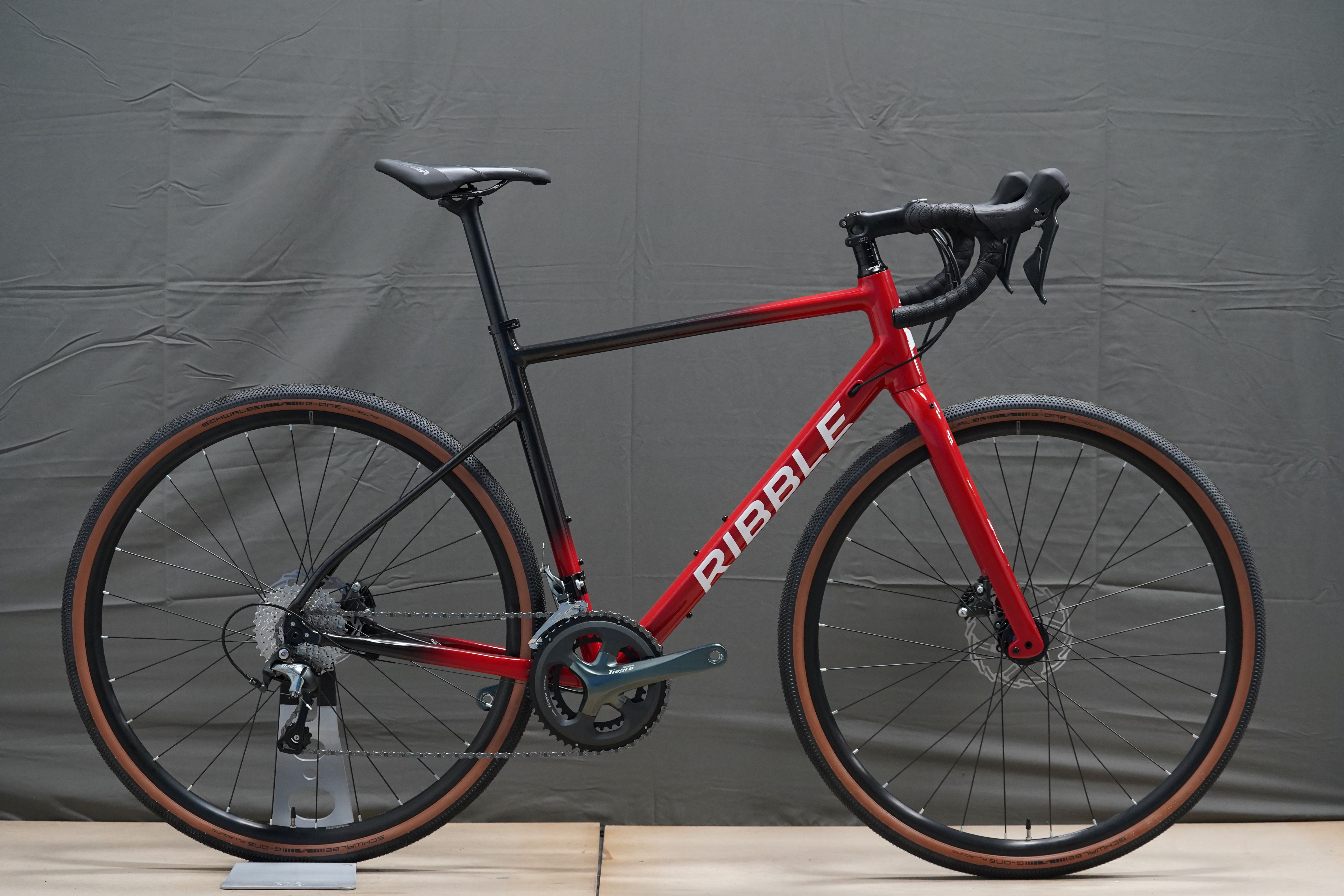 Ribble Cycles Ribble CGR AL - Atomic Red - Shimano Tiagra - Medium | Buy Direct, Ride to Work, Customisable Specifications, Warranty & initial 30-day home test ride.