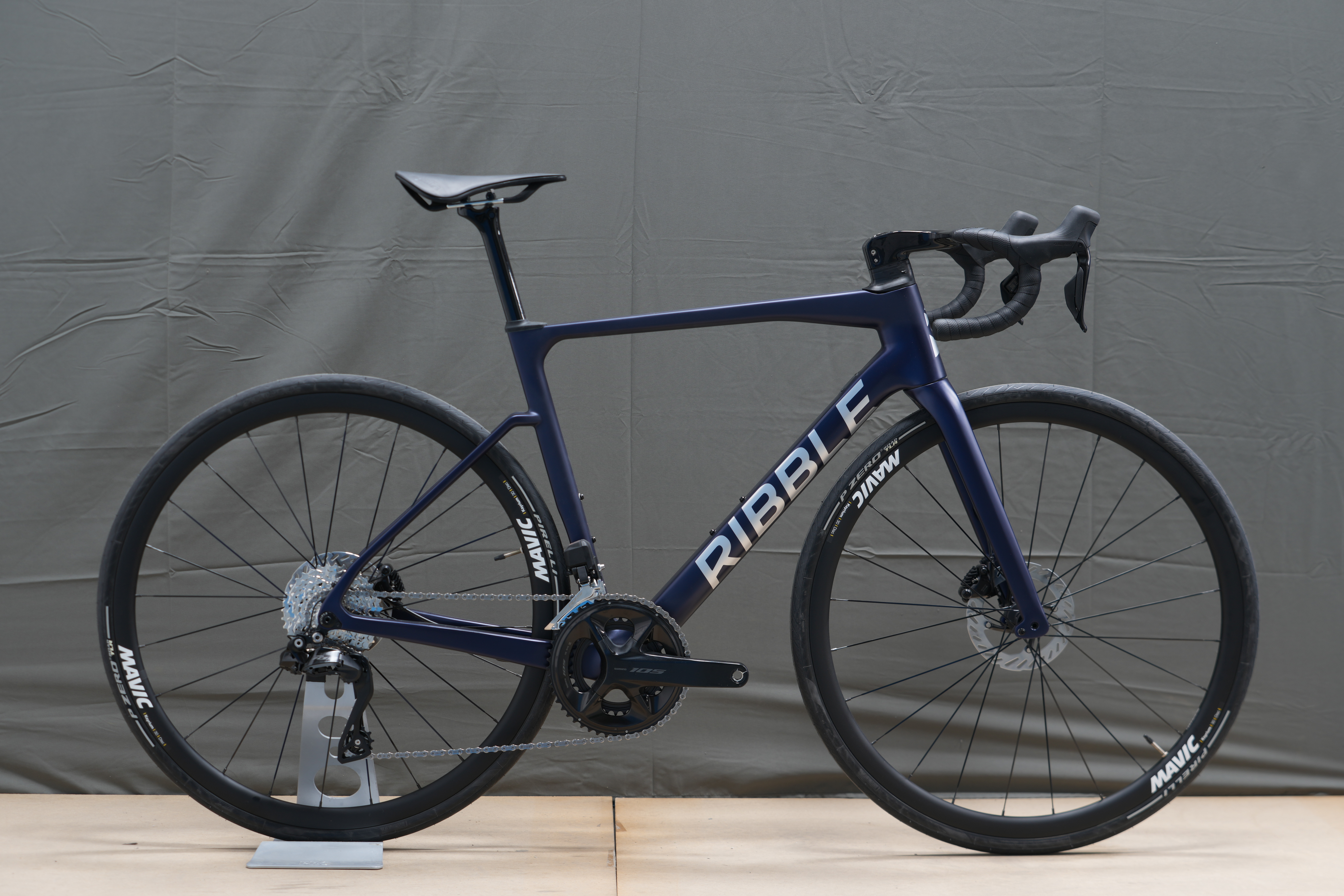 Ribble Cycles Ribble Endurance SL R Disc - Custom Colour - Shimano 105 Di2 - Medium