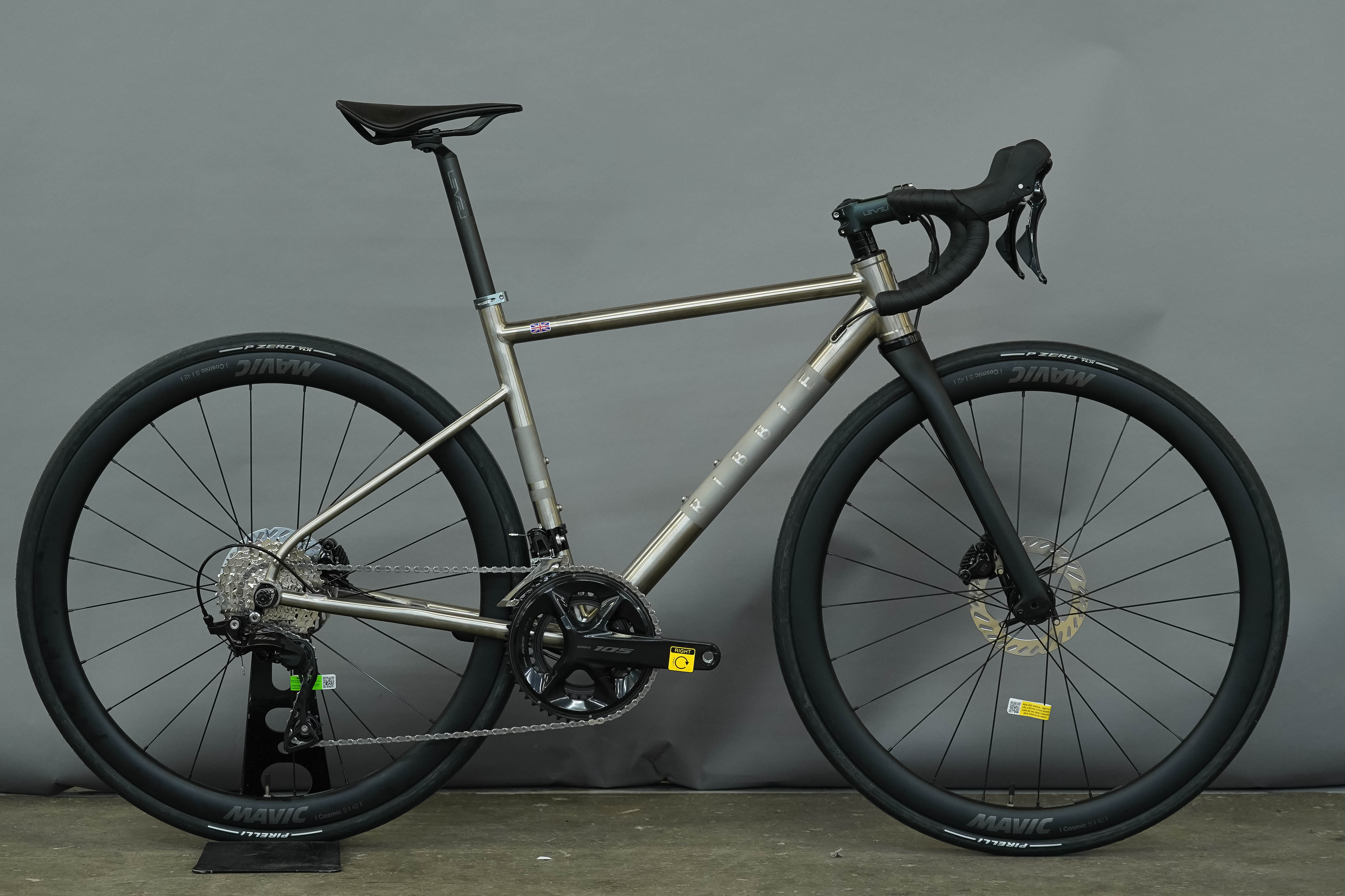 Image of Ribble Endurance Ti Disc - Shimano 105 - XS