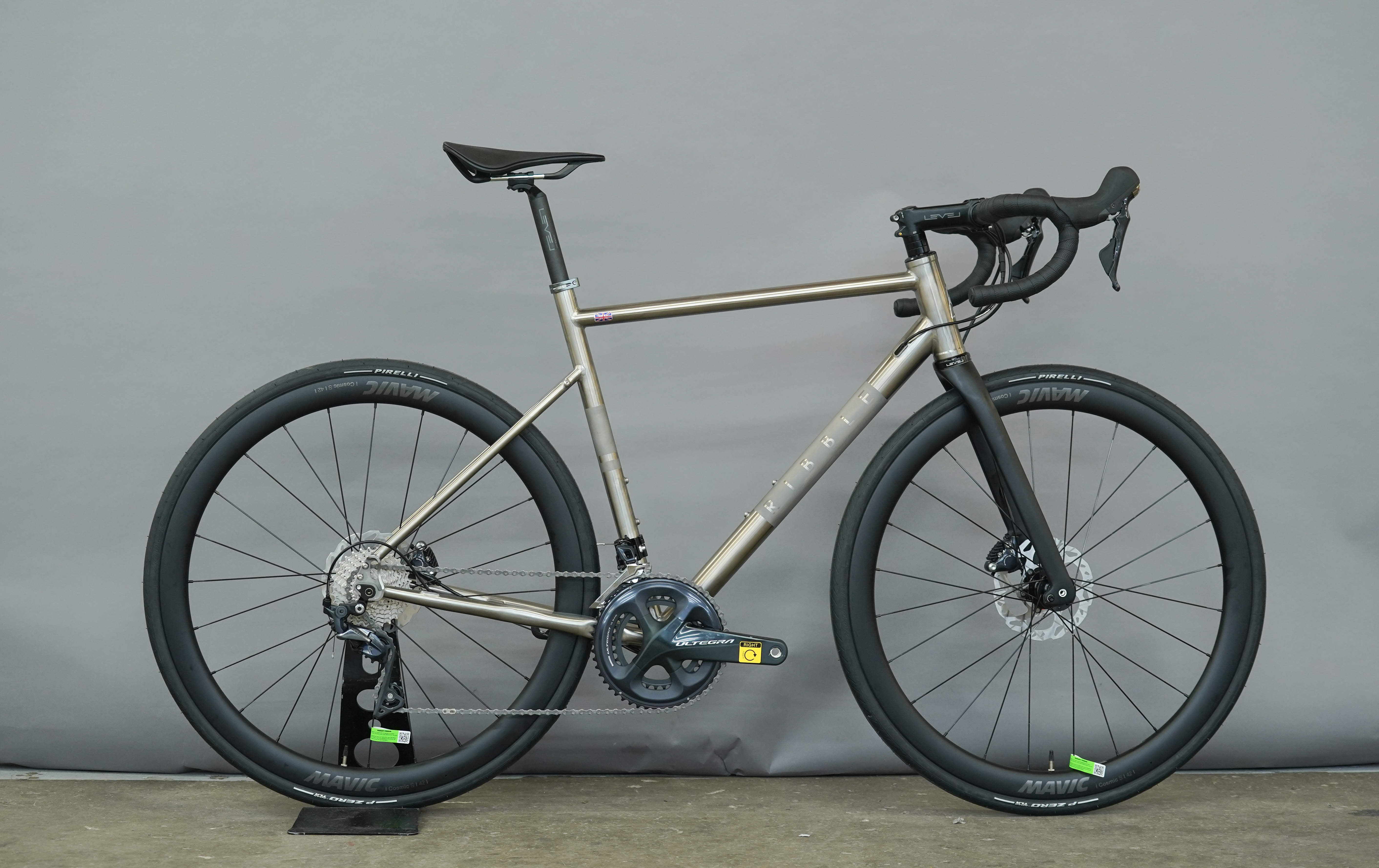 Image of Ribble Endurance Ti Disc - Shimano Ultegra 11-Spd - Large