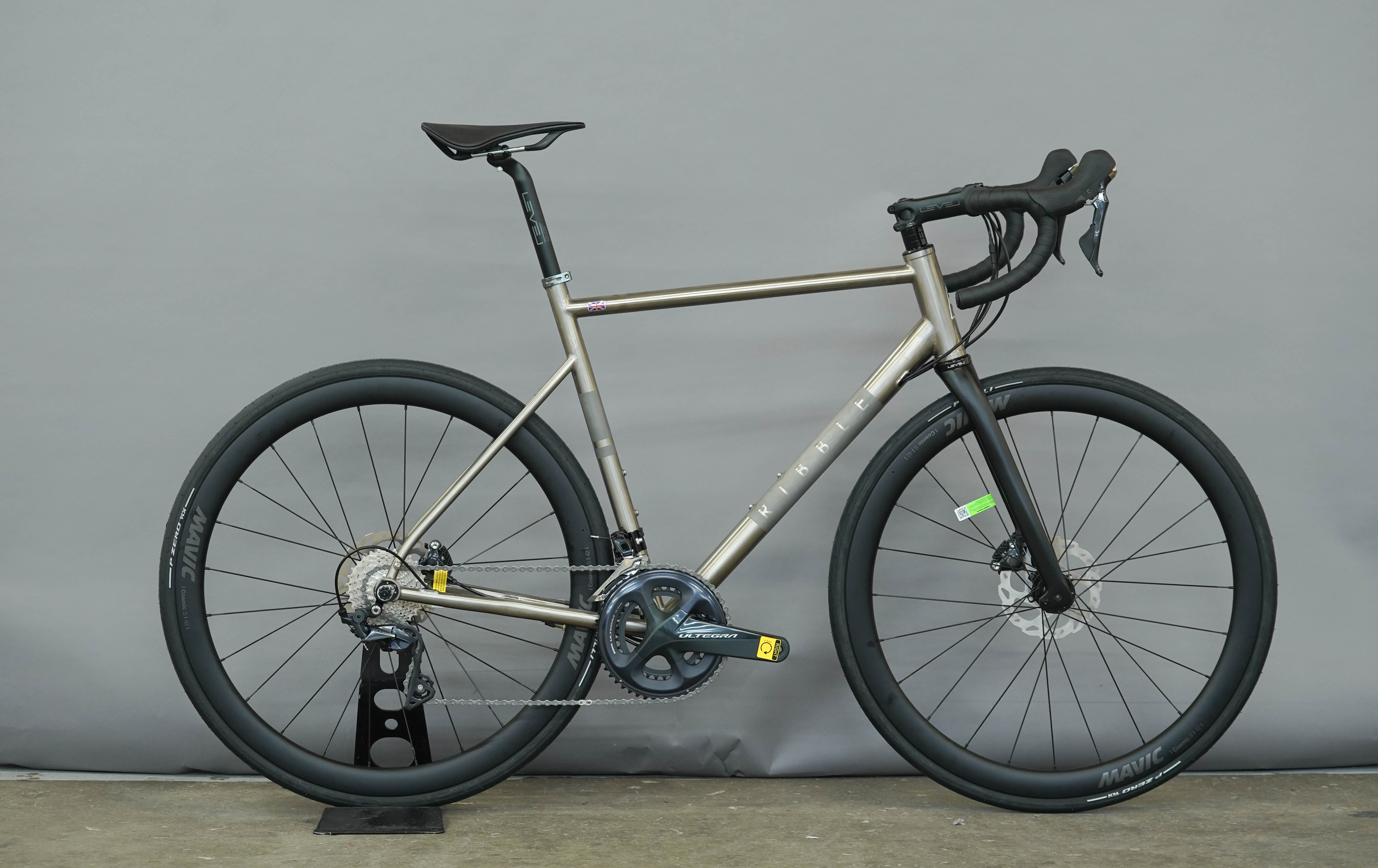 Ribble Endurance Ti Disc - Shimano Ultegra 11-Spd - Large